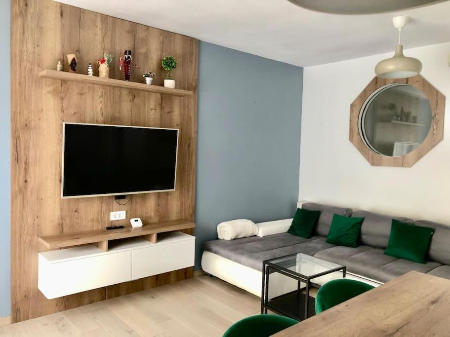 Joy City Stay Vivalia V5-9 Timişoara Exteriör bild